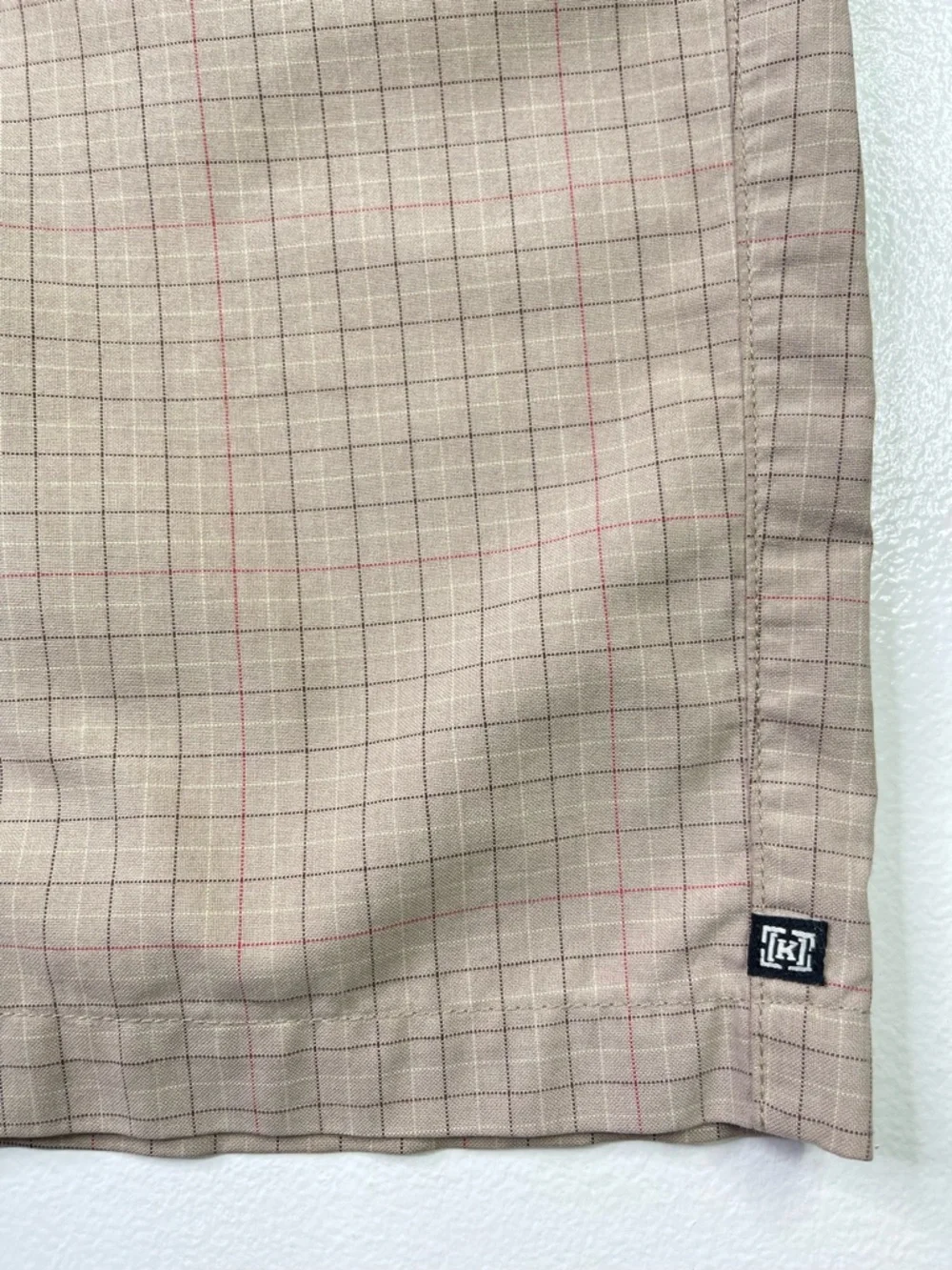 Vintage KR3W Laredo Tan Grid Plaid Skateboard Shorts Y2K Graffiti Lining Size 32